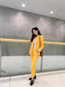 普麗丹歌（Predego）長(cháng)袖小西裝女新款職業(yè)裝套裝韓版氣質(zhì)女士正裝職場(chǎng)工作服商務(wù)裝 黃色（西裝+長(cháng)褲） M（90-100斤） 曬單實(shí)拍圖
