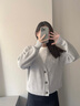 Calvin KleinJeans秋冬女士含羊毛混紡ck短款紐扣V領(lǐng)針織開衫毛衣J224775 P01-珍珠灰 S 曬單實拍圖