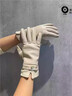 蘇木佰（SOMUBAY）可觸屏手套女士2025新款保暖防風(fēng)防寒冬天騎行護手電動(dòng)車(chē)加絨手套 米色 均碼 曬單實(shí)拍圖