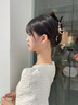 卡瑪倫（KAMALUN）發(fā)夾后腦勺優(yōu)雅氣質(zhì)花朵抓夾盤發(fā)鯊魚夾高端發(fā)卡女成人小眾發(fā)飾 鈴蘭花抓夾+禮盒（不刻字） 曬單實拍圖