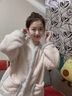 妙奕嘉睡衣女秋冬季家居服女士珊瑚絨加絨加厚保暖2024新款高級感長(cháng)袖 簡(jiǎn)約白拼藍加絨睡衣套裝 M 【建議100斤以?xún)取?曬單實(shí)拍圖