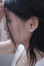 HEFANG何方珠寶白玫瑰耳釘簡(jiǎn)約耳飾女士輕奢高級感七夕情人節禮物送女友 耳釘 曬單實(shí)拍圖