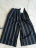 名媛坊（MIRROR FUN）M/RRORFUN 秋新款 條紋寬腿七分褲 黑色寬條紋 S 曬單實(shí)拍圖