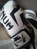 VENUM BOXING GLOVES毒液精英拳擊手套成人男女拳套 拳擊手套 泰拳散打 白黑色 10OZ 曬單實(shí)拍圖