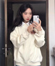 吉閑 衛(wèi)衣女春秋款2024新款涂鴉字母圓領(lǐng)oversize薄款外套寬松上衣 杏色薄款 M 曬單實(shí)拍圖