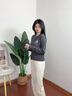 Teenie Weenie小熊女裝秋季簡(jiǎn)約學(xué)院風(fēng)知識分子風(fēng)針織開(kāi)衫毛衣外套 中灰色 S (160) 曬單實(shí)拍圖