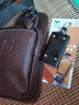 牛船長(cháng)皮具 牛船長(cháng)皮具新款真皮胸包男士單肩斜挎牛皮休閑迷你運動(dòng)前掛包 咖啡色 曬單實(shí)拍圖