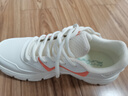安踏女鞋運動(dòng)鞋春夏女士防潑水皮面跑步鞋防滑耐磨輕便軟底休閑鞋子女 【推薦款-防潑水皮面】5573-9白/紅 40 (250mm) 曬單實(shí)拍圖
