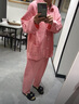 宜色家純棉四層紗家居服春秋季男女士100%全棉紗布加厚睡衣軟棉棉套裝 娃娃領(lǐng)套裝-西瓜紅 女款 XL （女160斤）或（男190斤） 曬單實(shí)拍圖