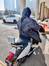 維奈騎車(chē)防寒服電動(dòng)車(chē)擋風(fēng)衣冬季加厚加絨防風(fēng)防雨保暖防水擋風(fēng)被摩托 一體式黑色連帽【男女同款】 XL100-130斤 曬單實(shí)拍圖