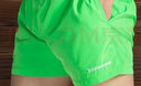 普戈斯（PUGESI）運動(dòng)短褲男夏天跑步大褲衩速干超短褲沙灘褲四分褲3分褲三分褲男 熒光綠 L 曬單實(shí)拍圖
