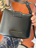 CHARLES&KEITH馬蹄扣Gabine薯條包水桶包手提斜挎包包女包生日禮物CK2-10781870 Black黑色 S 曬單實(shí)拍圖