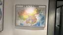 2025新版中國地理圖掛圖 世界地形圖掛圖 地圖 帶框裝裱 辦公會(huì )議室 超大尺寸2米 家用 自營(yíng) 高清版可定制作 中國地圖【2025年新版1月修訂】 100*140cm(鋁合金框+晶瓷畫(huà)面） 曬單實(shí)拍圖