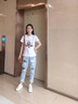 妍莉芬連衣裙女裝套裝2024年夏裝新款韓版牛仔休閑時尚短袖印花衣服夏天 白T+淺色 S 曬單實(shí)拍圖