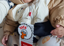 鴨鴨（YAYA）兒童羽絨服男女童連帽可愛(ài)加厚寶寶外穿保暖冬季小童裝外套GM 咖色調 90 曬單實(shí)拍圖