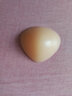 Confreebroon女士硅膠義乳左右假乳房腋下切除術(shù)后彌補(bǔ)專用仿真夏季加厚假胸墊 三角型SLATR不分左右 250g（請(qǐng)按尺寸表選碼） 曬單實(shí)拍圖