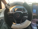 YADINNI汽車方向盤套冬季毛絨卡通熊貓保暖車把套防滑橡膠硅膠裝飾女款 【毛絨款】刺繡熊貓背影方向盤套(38D型) 曬單實拍圖