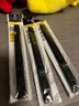 得力（deli） 美工刀小型快遞刀開箱刀拆快遞神器9mm裁紙刀黑色學(xué)生美術(shù)手工小刀削筆刀小號 1把-SK5黑刃30° 曬單實(shí)拍圖