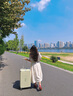 ROCKLANDROCKLAND美國洛克蘭USB杯架大容量多功能剎車(chē)輪旅游拉桿箱拉鏈箱 香草奶昔 20英寸 曬單實(shí)拍圖