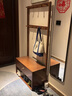 芳鏡全實(shí)木衣帽架衣架落地臥室家用掛衣架簡(jiǎn)易晾衣架房間放衣服架子 胡桃色#衣帽架 60cm*38cm*168cm 曬單實(shí)拍圖