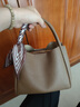 憧憬主義（VSOXS）休閑手提包包女新款菜籃子媽媽水桶包女士生日禮物百搭通勤斜挎包 棕色 曬單實(shí)拍圖