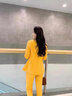 普麗丹歌（Predego）長(cháng)袖小西裝女新款職業(yè)裝套裝韓版氣質(zhì)女士正裝職場(chǎng)工作服商務(wù)裝 黃色（西裝+長(cháng)褲） M（90-100斤） 曬單實(shí)拍圖
