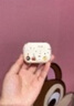 優(yōu)思頓airpods4保護套2024新款四代硅膠蘋果耳機殼三代藍牙pro二代降噪版外殼ipod可愛airpodspro2盒 【餅干甜甜圈】磨砂軟殼-戴套可充電 蘋果AirpodsPro2 (2023款 曬單實拍圖