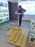 諾鳴貨架置物架市商店堆頭促銷臺中島展示柜產(chǎn)品陳列貨架雙面流水臺 無柜淺胡桃-長160*寬80中組合 曬單實拍圖