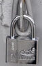 拾致掛鎖通開(kāi)小鎖頭鎖子防水防銹家用倉庫商鋪宿舍長(cháng)梁防盜窗鎖 一把鑰匙40mm長(cháng)梁【通開(kāi)】 曬單實(shí)拍圖