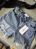 Calvin Klein Jeans夏季女士簡(jiǎn)約貼片街頭潮流ck毛邊純棉牛仔短褲ZW02068 1A4-牛仔藍 26 曬單實(shí)拍圖