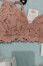 好奇蜜斯【齊娜】法式性感蕾絲內衣女純欲薄大胸顯小無(wú)鋼圈三角杯文胸套裝 奶油肉桂 （重工金絲描邊） XL 曬單實(shí)拍圖