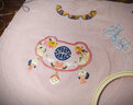 哈尼手工（HoneyDIY）哈尼 刺繡diy嬰兒手工自繡孕婦diy手工制作刺繡肚兜寶寶 長(zhǎng)命多福（粉） 曬單實(shí)拍圖