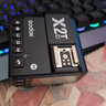 神牛引閃器 X2 XPRO攝影閃光燈通用佳能索尼康富士室內無(wú)線(xiàn)套裝 X2引閃器發(fā)射器 佳能 曬單實(shí)拍圖