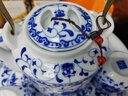 大號釉下青花瓷景德鎮陶瓷茶具套裝家用茶壺茶杯茶盤(pán)提梁壺中式古典辦公室功夫茶具泡茶器一壺六杯一茶盤(pán)禮盒 【青花纏枝蓮】一壺六杯配大號儲水茶盤(pán)（禮盒裝） 曬單實(shí)拍圖