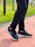 李寧（LI-NING）男鞋SOFT運(yùn)動(dòng)鞋子軟底防滑減震跑步鞋春夏季休閑鞋透氣戶外旅游鞋 黑色/云霧白【SOFT】 42 曬單實(shí)拍圖