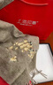 上海故事100%羊毛圍巾女秋冬高檔蝴蝶花刺繡長(zhǎng)款圍脖生日禮物送媽媽長(zhǎng)輩 海棠花紫本 180×30cm（含須長(zhǎng)） 曬單實(shí)拍圖