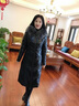蔻伊婭羽絨服女中長(zhǎng)款2025秋冬季新款修身皮衣狐貍毛領(lǐng)連帽外套女裝 黑色【深灰狐貍毛領(lǐng)】 XL 建議115-125斤 曬單實(shí)拍圖