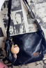 萬(wàn)佳臻小眾腋下包包女2025七夕時(shí)尚復古餃子包高級感百搭通勤單肩斜挎包 斜跨包【黑色PU+配掛件】 曬單實(shí)拍圖