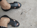 啄木鳥(niǎo)涼鞋男2024春季新款真皮休閑軟底防滑沙灘鞋青年潮流羅馬涼皮鞋男 2020黑色 42 曬單實(shí)拍圖
