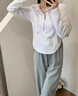 愛(ài)麥依長(cháng)袖連帽衛衣女夏季季新款帽衫休閑百搭修身顯瘦弧形下擺短款上衣 白色 L 建議100-115斤 曬單實(shí)拍圖