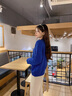 MeetMetro瑪依爾時尚甜美套頭毛衣女2025春新款慵懶風(fēng)寬松毛衣 寶石藍(lán)+米白【現(xiàn)貨閃電發(fā)】 M 曬單實拍圖