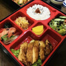 歐科弘耐高溫帶碗日式便當(dāng)盒商務(wù)套餐飯盒壽司盒快餐盒帶蓋商用外賣餐盒 黑色木紋+耐高溫帶碗紅色內(nèi)膽 曬單實(shí)拍圖
