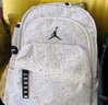 NIKE【滿(mǎn)天星】 JORDAN 耐克AJ雙肩背包大學(xué)生電腦包大容量減負書(shū)包 白色/白色/黑色【滿(mǎn)天星】 4/7【40*25*15cm 約15L】 曬單實(shí)拍圖