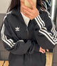 三葉草（Adidas）經(jīng)典款 黑白 側(cè)邊三條紋 立領(lǐng)長(zhǎng)袖 梭織 風(fēng)衣 夾克 外套  男女 IT2491/KB2466 XS 曬單實(shí)拍圖