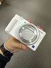 索尼（SONY）ZV-1數(shù)碼相機(jī)4K視頻拍攝Vlog美顏相機(jī)zv1直播強(qiáng)悍對(duì)焦一鍵虛化學(xué)生入門 網(wǎng)紅Vlog拍攝：zv1白+原裝遙控手柄+原裝電池 官方標(biāo)配【無(wú)內(nèi)存卡/新手入門推薦套餐】 曬單實(shí)拍圖