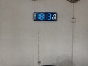 BBA電子時鐘掛墻2025新款大屏數(shù)字智能鬧鐘客廳彩字顯示器插電 藍字 曬單實拍圖