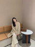 ZESH/澤尚【新品上市】小號枕頭包女士時(shí)尚休閑通勤手提包女包 棕色 曬單實(shí)拍圖