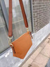 ANDSEEYOU真皮女士包包2025新款秋冬季百搭媽媽款女式女款斜挎包多層單肩包 卡其色 曬單實(shí)拍圖
