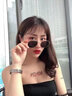GENIUS MELODY墨鏡女士戶(hù)外防紫外線(xiàn)開(kāi)車(chē)專(zhuān)用小框太陽(yáng)眼鏡復古港風(fēng)小臉高級感 金框黑灰片 曬單實(shí)拍圖