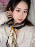 啄木鳥(niǎo)絲巾女小領(lǐng)巾母親禮物2024新款實(shí)用送媽媽領(lǐng)巾小方巾時(shí)尚百搭絲巾 橫戈盤(pán)馬-米白色 曬單實(shí)拍圖